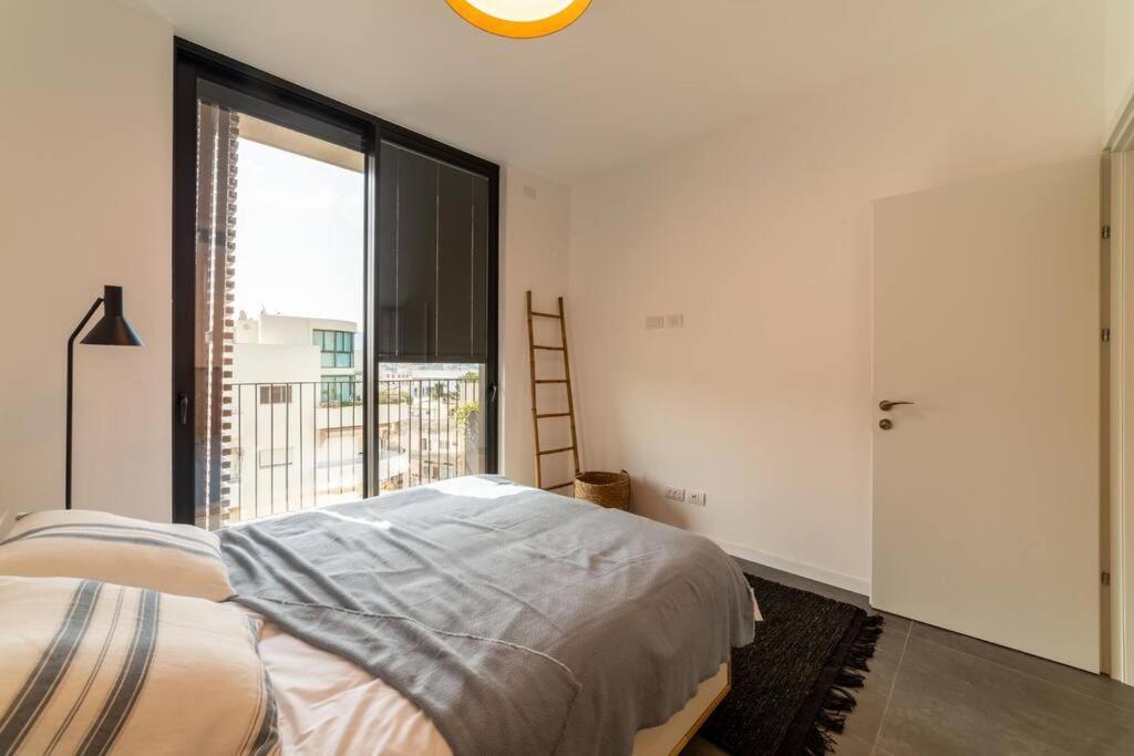 Amazing Penthouse On Gordon Beach 8 Guests تل أبيب المظهر الخارجي الصورة