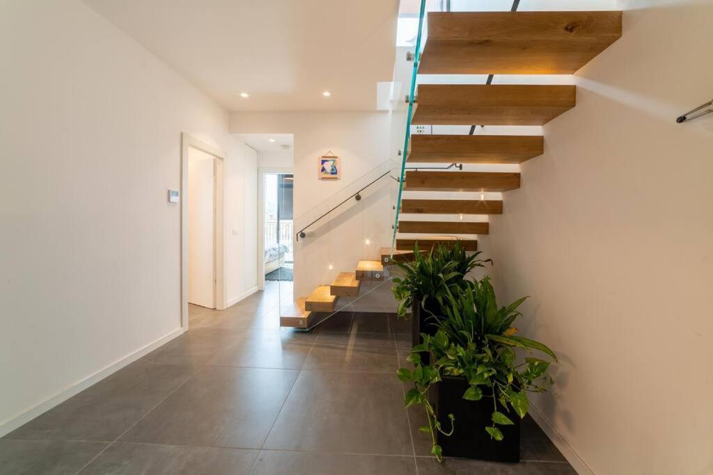 Amazing Penthouse On Gordon Beach 8 Guests تل أبيب المظهر الخارجي الصورة